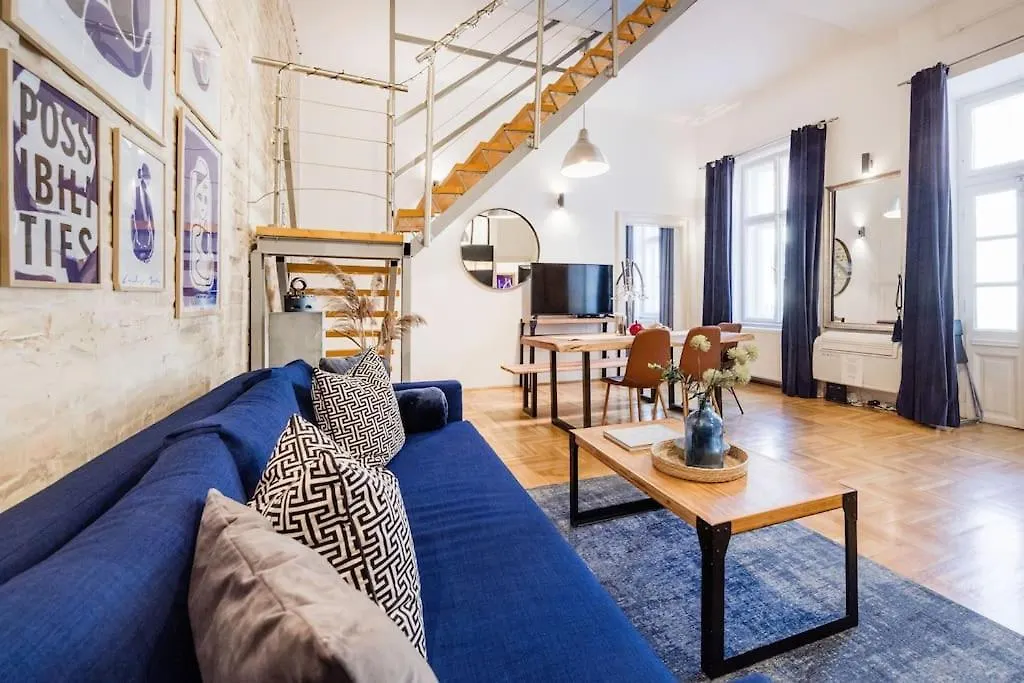 Apartment Wellness Duplex Penthouse Sauna & Jacuzzi-Heart Of City Budapest